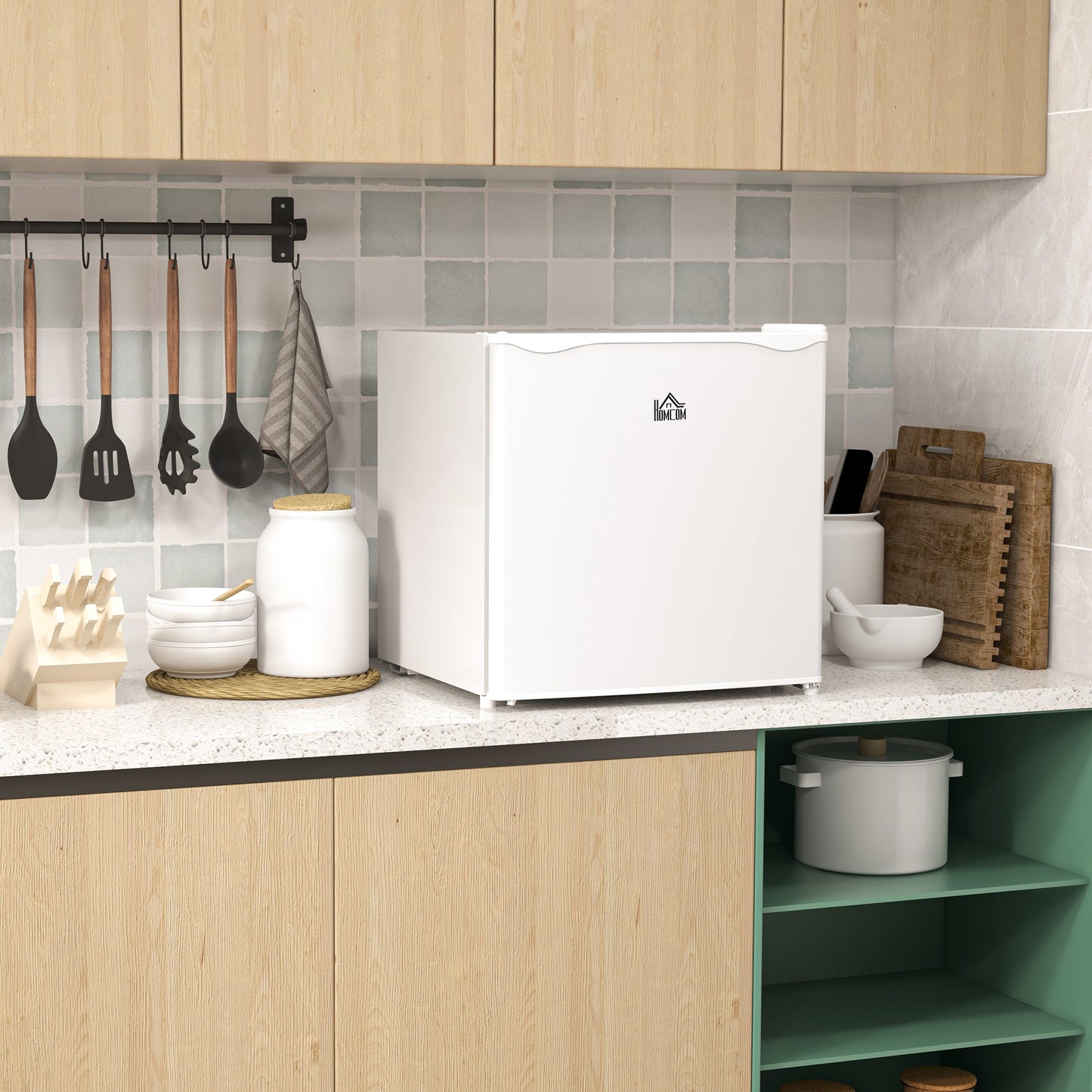 35L Mini Small Space Freezer, -24℃ to -14℃ Temperature - White